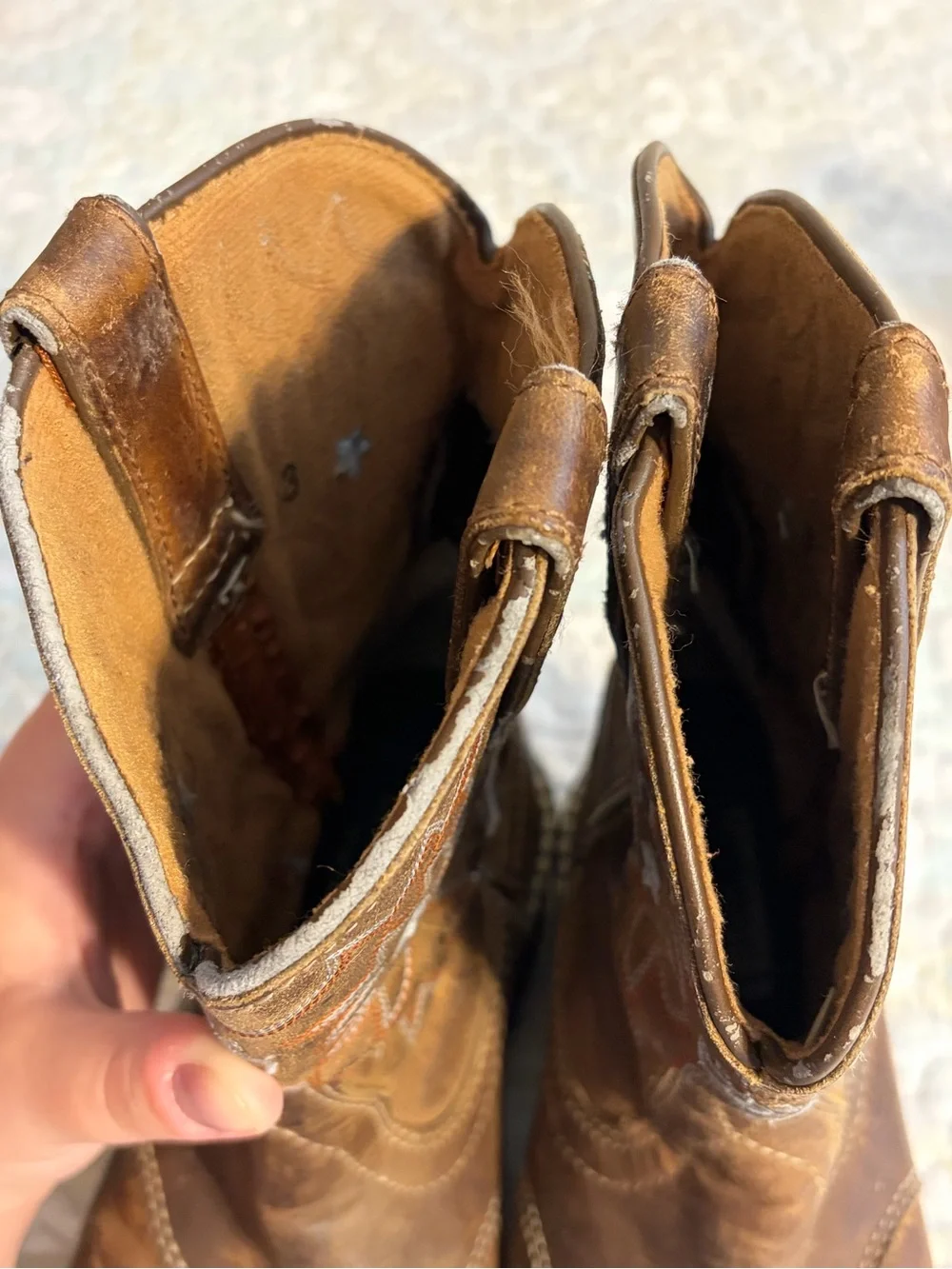 Ariat Chestnut Leather Round Toe Western Cowgirl Boots with Stars